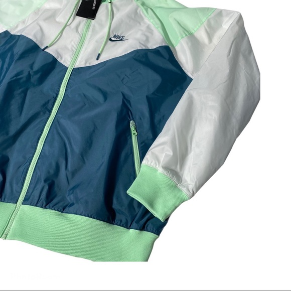 🚫Sold🚫🆕NWT Nike Windrunner SET Jacket and Pants - Picture 4 of 16